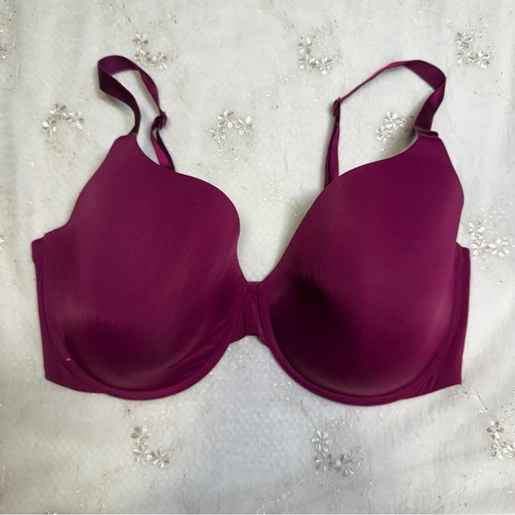 Victoria's Secret T-shirt Lightly Lined Demi Deep Magenta Bra Size 38DDD - Picture 1 of 5